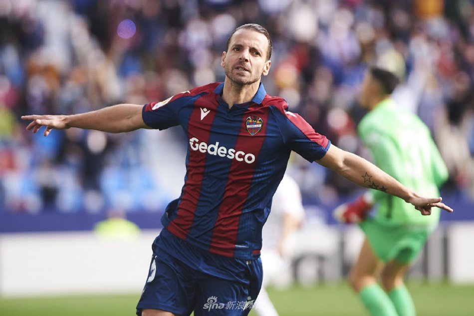 经验丰富的 经验丰富的